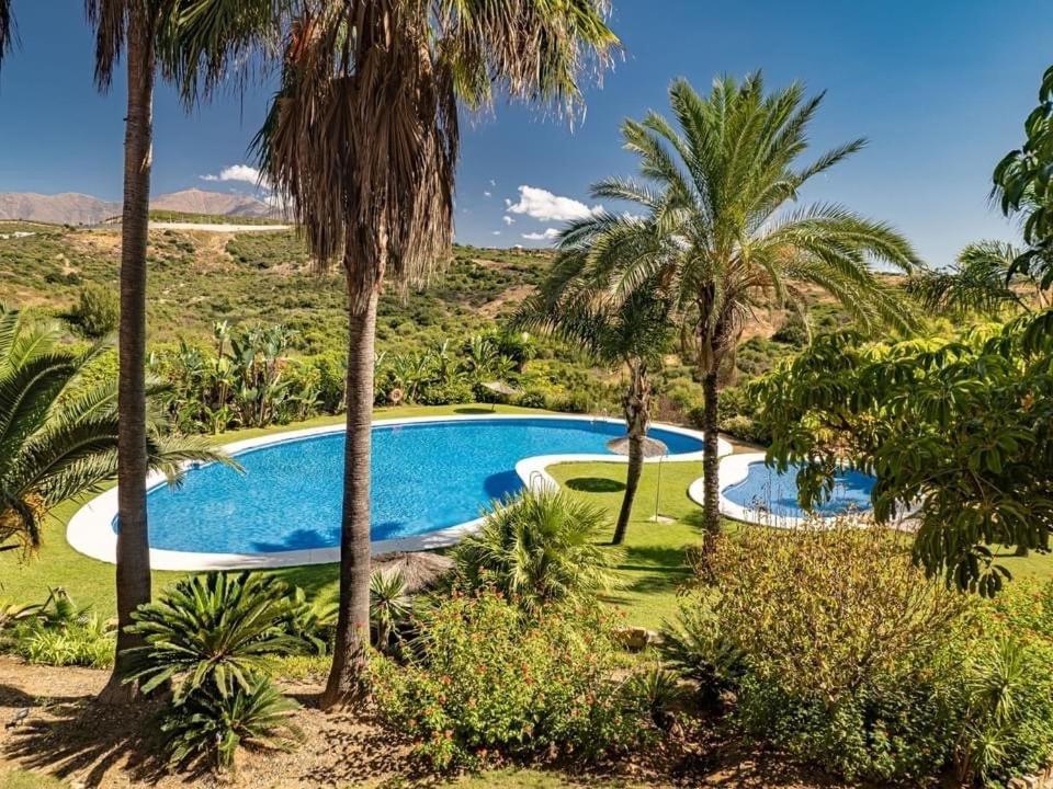 Penthouse Majestic Costa Golf Casares 아파트 외부 사진